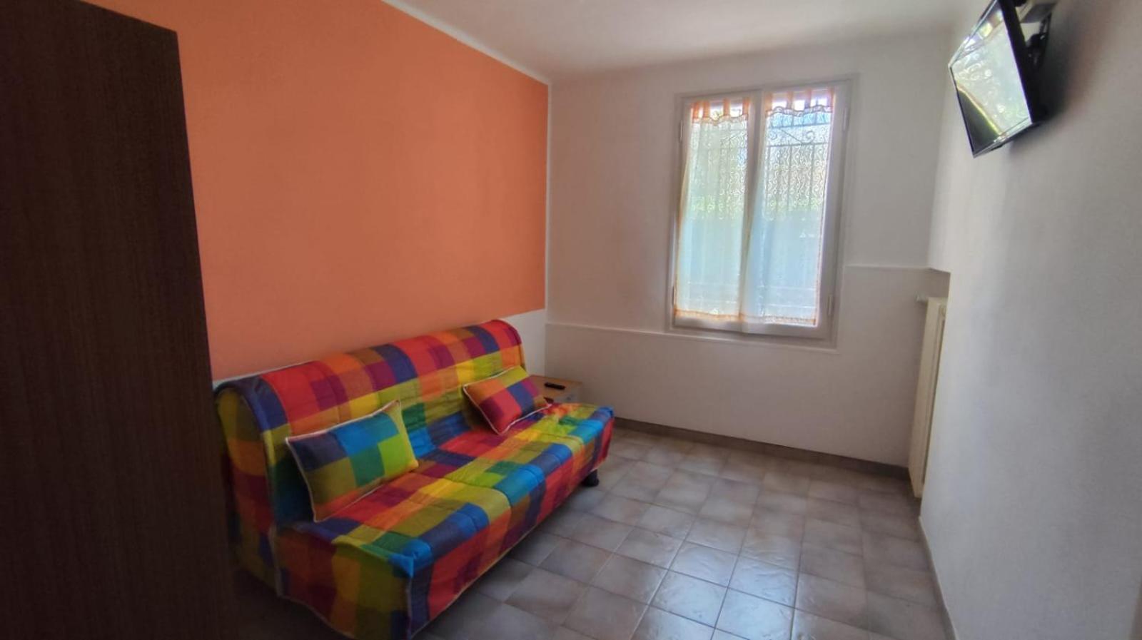 Residence Villa Carmen Fronte Mare A 50 Mt Pietra Ligure Kültér fotó