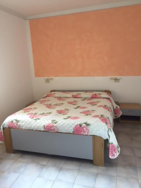 Residence Villa Carmen Fronte Mare A 50 Mt Pietra Ligure Kültér fotó
